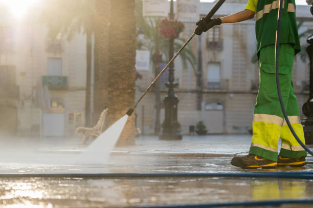 Best Concrete Pressure Washing  in North Industry, OH